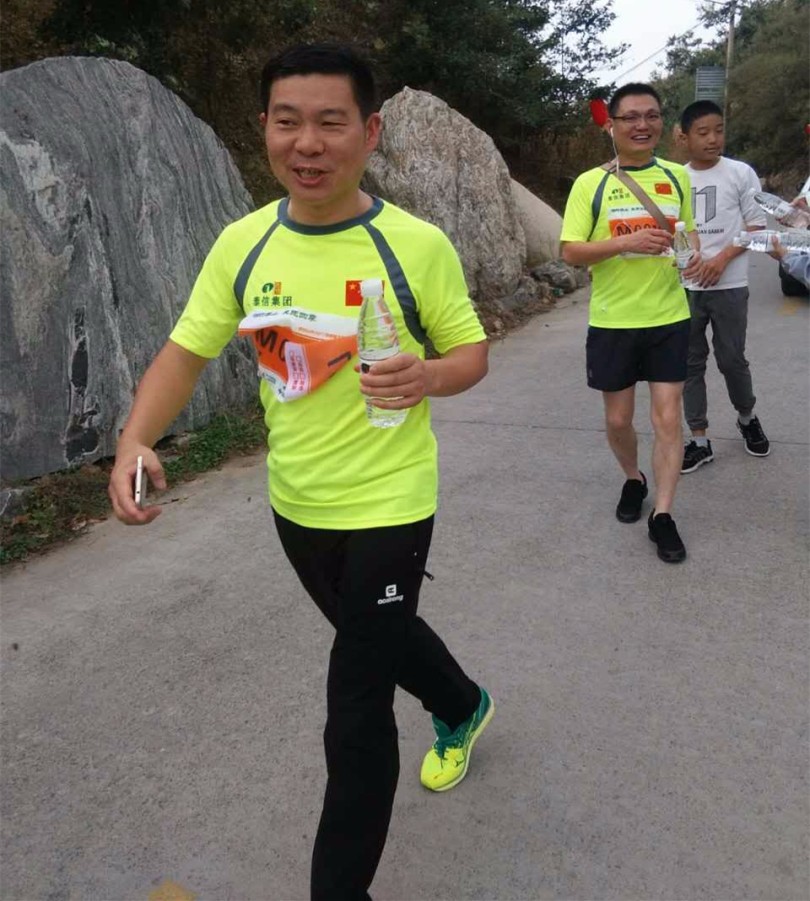 明珠王總途中風(fēng)采 明珠王總途中風(fēng)采