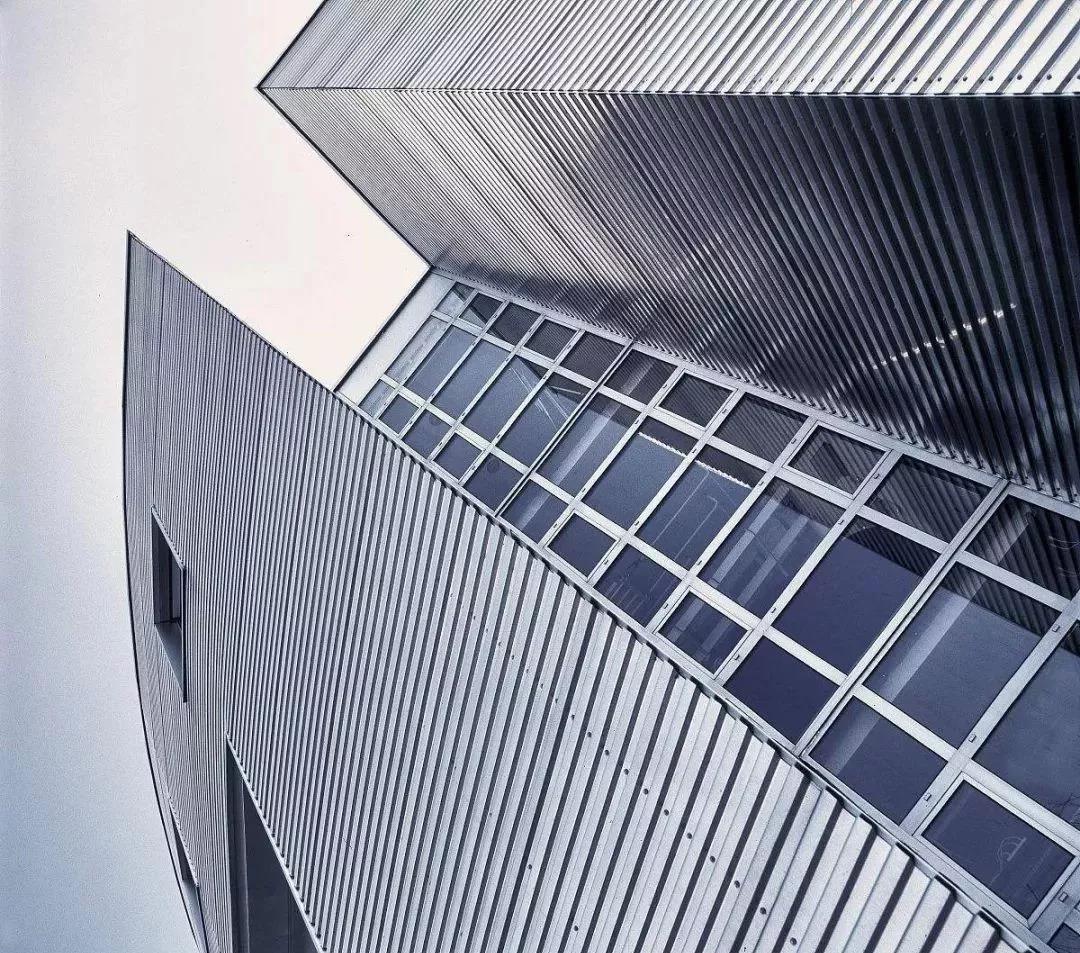 雕花鋁單板幕墻16 雕花鋁單板幕墻16