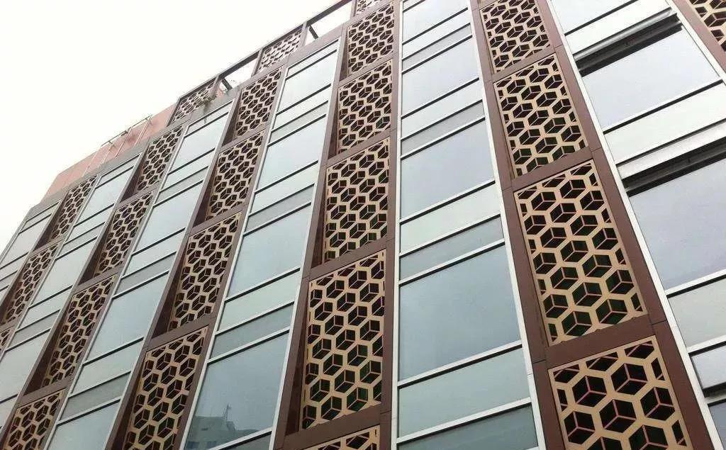 雕花穿孔鋁單板幕墻23 雕花穿孔鋁單板幕墻23