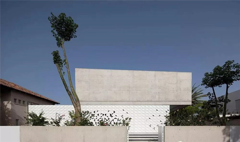 擁有三角形縷空鋁單板立面的特拉維夫住宅3 擁有三角形縷空鋁單板立面的特拉維夫住宅3