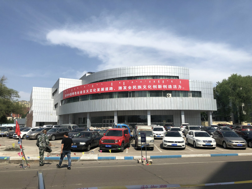 神華準能集團辦公樓及配套設施樓 仿石材鋁單板2 神華準能集團辦公樓及配套設施樓 仿石材鋁單板2